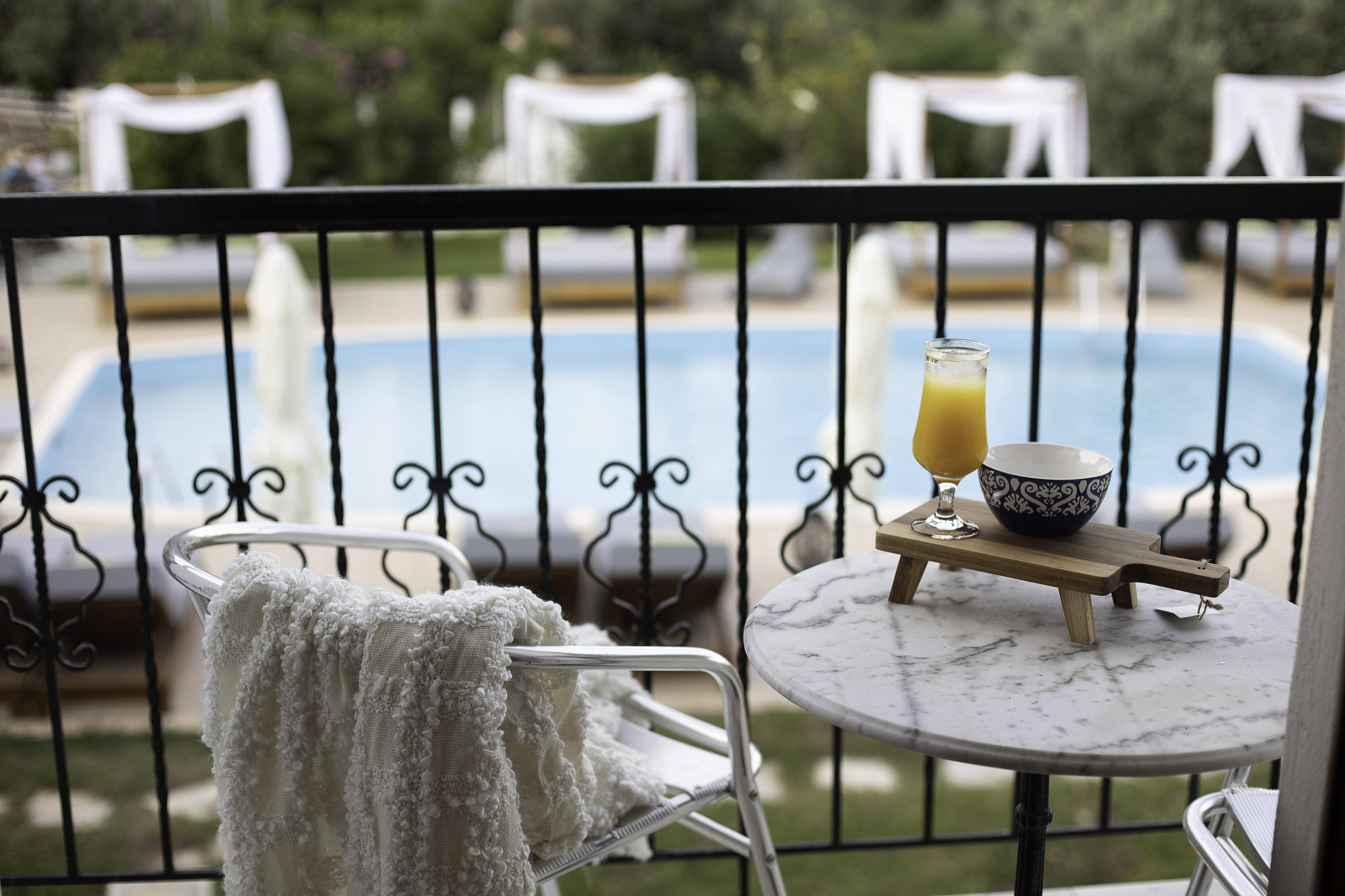 Ξενοδοχείο Avaton Hotel, Philian &