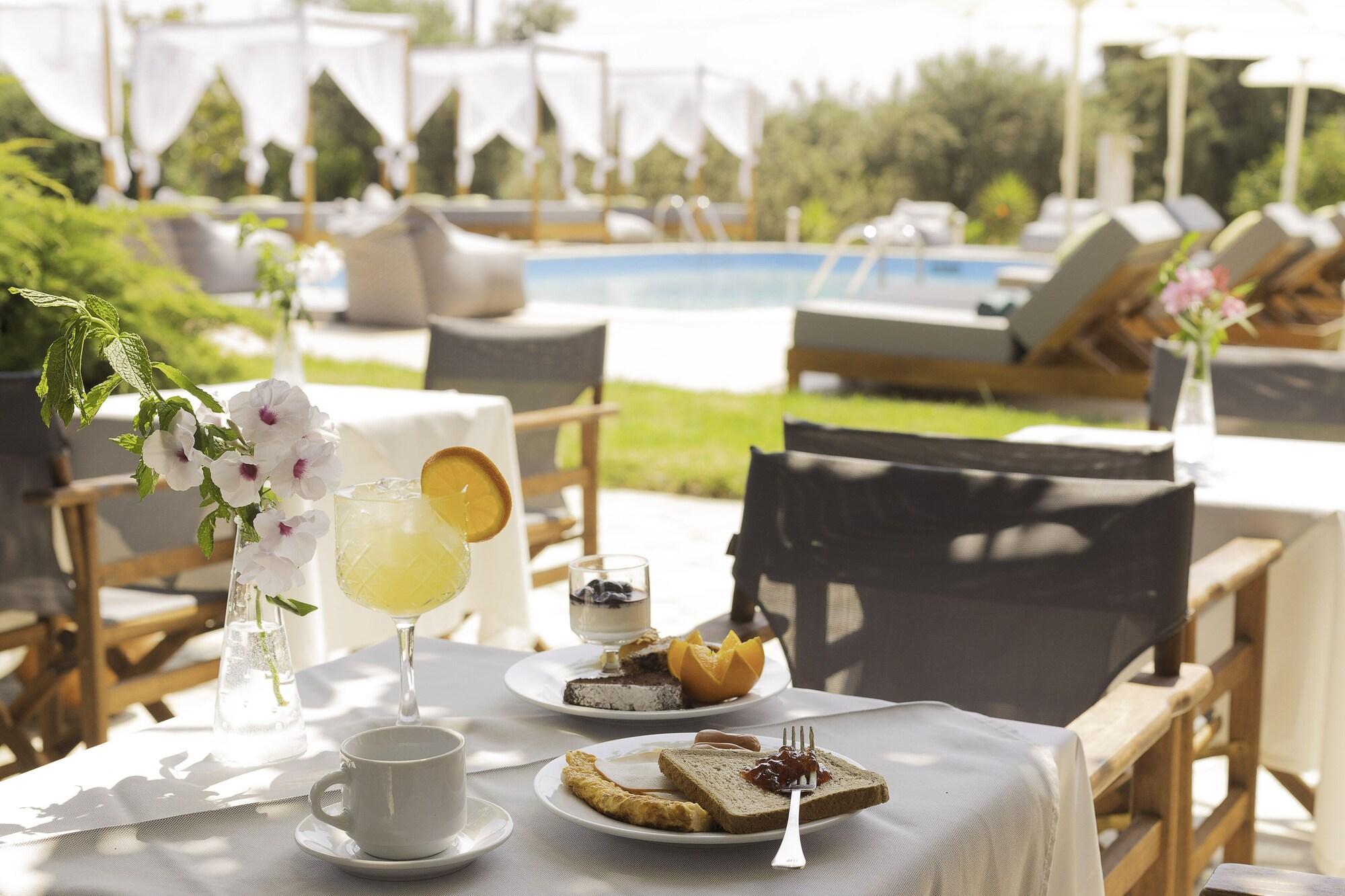 Avaton Hotel, Philian & Ξενοδοχείο Σκιάθος Πόλη