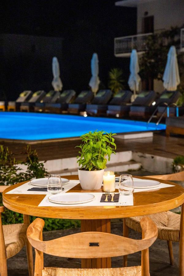 Отель Avaton Hotel, Philian &